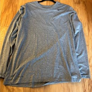 Nike Men's Gray Long Sleeve Shirt